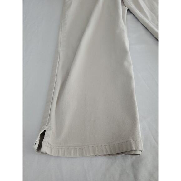 Cherokee Women's Capri Beige Size 34 Waist Cotton Blend Stretch Button Zip - Picture 9 of 12